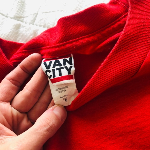 VANCITY Crop T - Picture 3 of 4